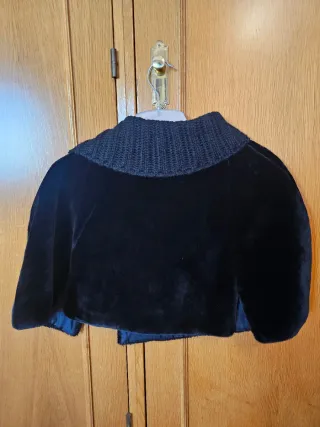 Capa fiesta terciopelo negro