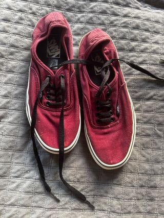 Zapatillas Vans granates