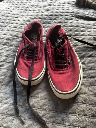 Zapatillas Vans granates