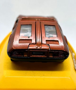 Coche a escala M-313 De Tomaso Mangusta