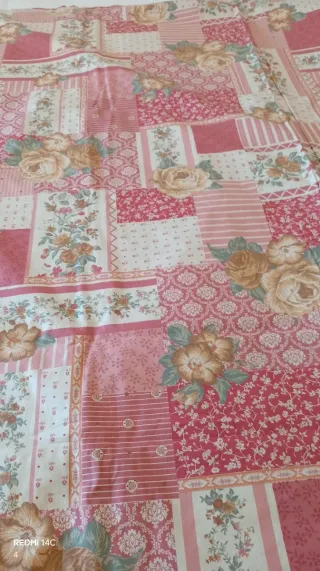 Grande taglio tessuto ottima qualità.