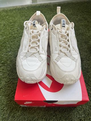 Nike TC 7900 Mujer Talla 39 Beige/Blanco