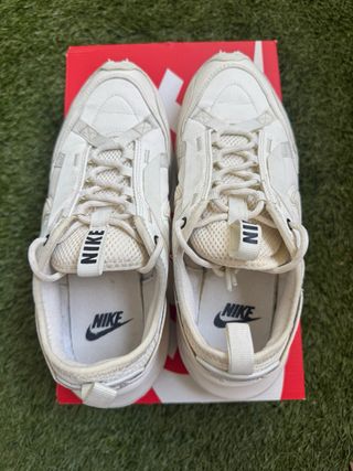 Nike TC 7900 Mujer Talla 39 Beige/Blanco