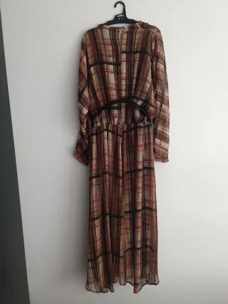 Vestido largo de cuadros cinturón Zara talla L
