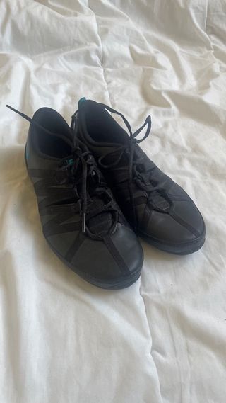 Zapatillas Nike Air Negras y Turquesa