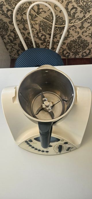 Thermomix TM31 con accesorios