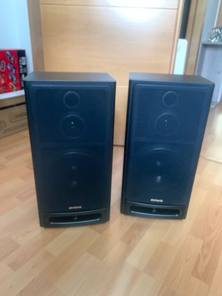 Altavoces Aiwa Negro