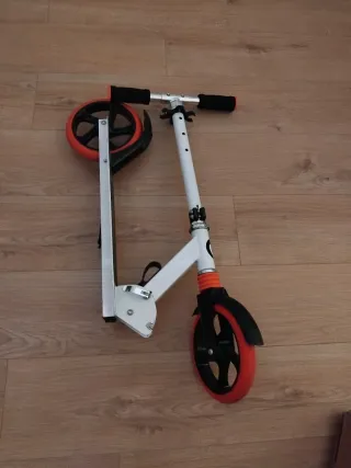 Patinete plegable Lionelo Luca