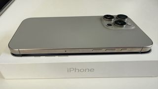 iPhone 16 Pro Max 512GB Natural Titanium