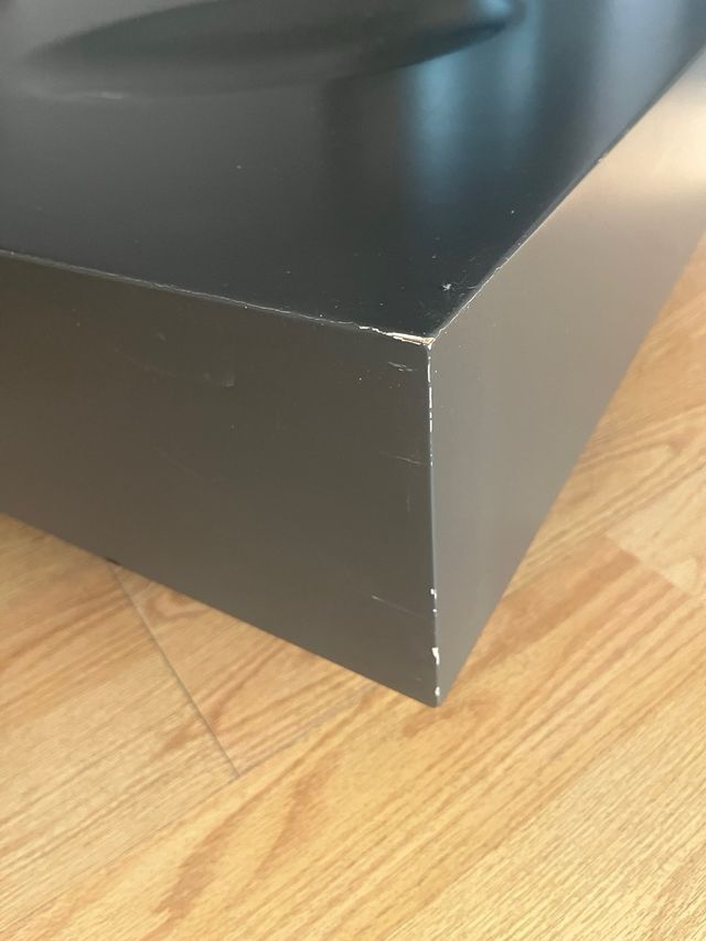 Mesa auxiliar salón moderna