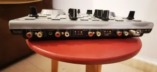 Consola DJ Hercules MK4 Mesa de Mezclas