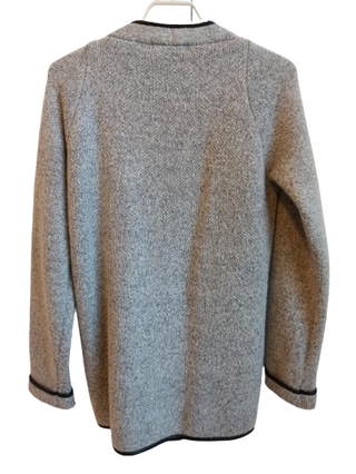 Capa Amichi Gris Talla S con Ribete Negro