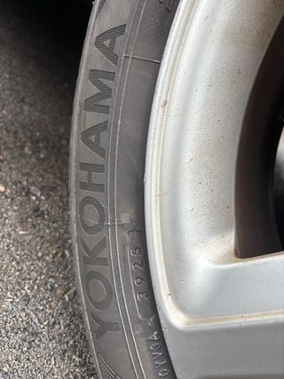 Neumáticos Yokohama 235/55/19Nuevos Semana 39/25.