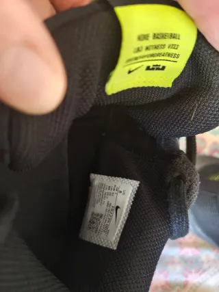 Zapatillas Nike Lebron VIII Negras y Verdes