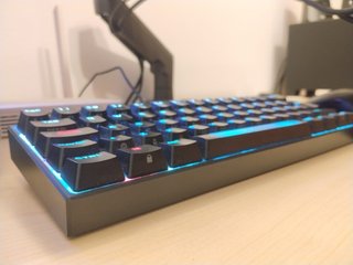 TECLADO CORSAIR K65 RGB MECANICO