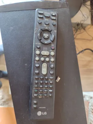 Altavoces Home Cinema LG Negros