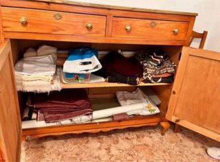 Aparador antiguo de madera