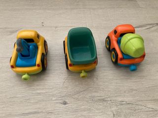 Coches de juguete imantados