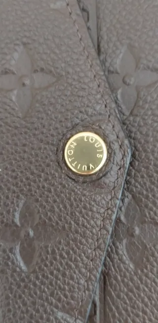 Monedero Louis Vuitton Marrón con Llavero