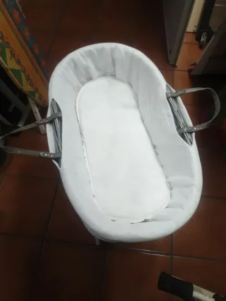 Moisés de mimbre azul claro