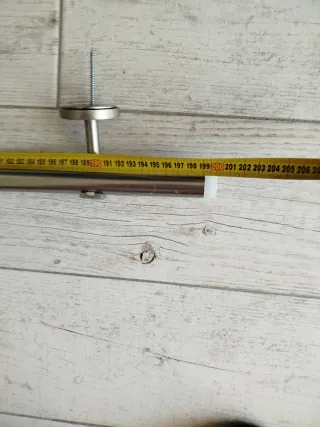 Barra de cortina de acero