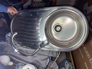 Fregadero de cocina de metal