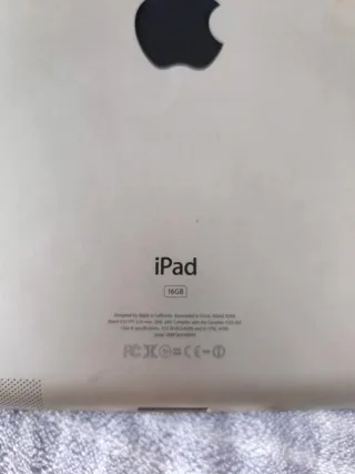 iPad bianco per pezzi