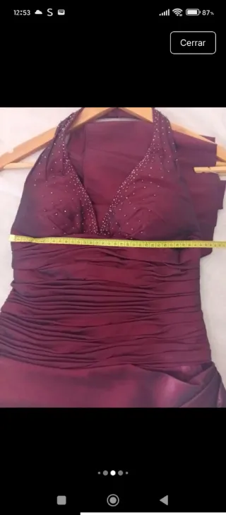 Vestido de fiesta burdeos