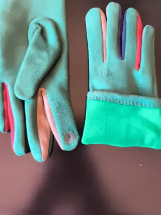 3 pares de Guantes: Frida Kahlo, Espirales, Verdes