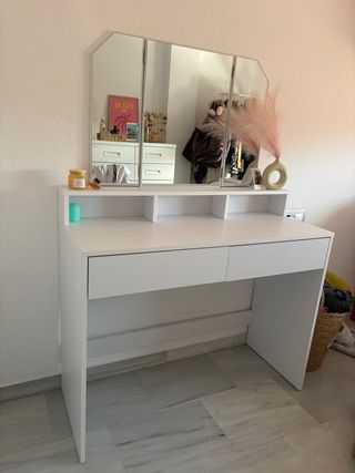 Tocador con espejo y doble cajonera