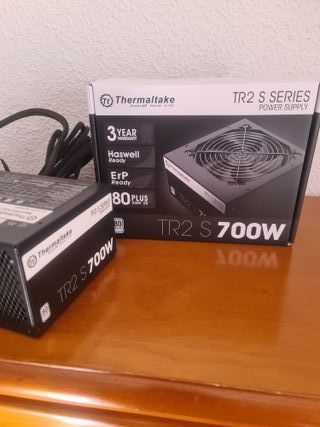 Fuente Alimentación Thermaltake TR2 S 700W
