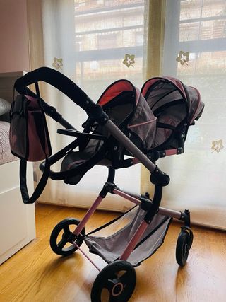 Carrito gemelar para muñecas