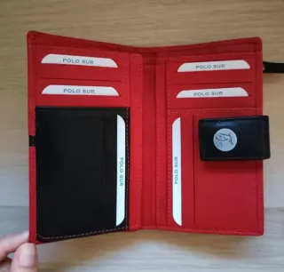 Cartera de piel roja - NUEVA