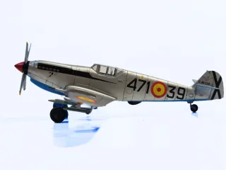 Maqueta Avión Ha 1112 Buchón 1/48