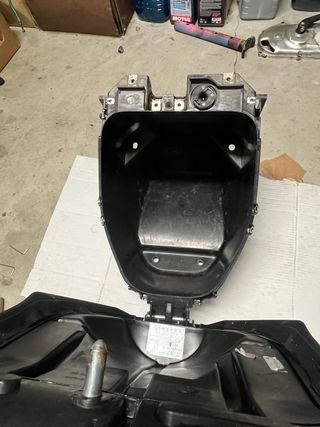 Sella completa Yamaha Aerox 50 con sottosella