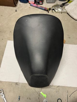 Sella completa Yamaha Aerox 50 con sottosella