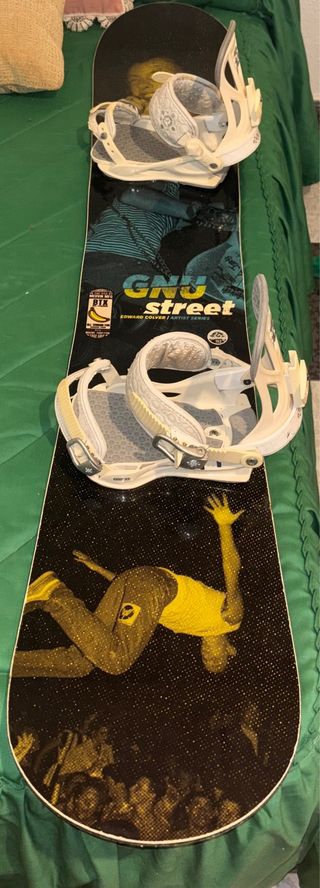 Tabla Snow GNU Banana STREET + Fijaciones UNION