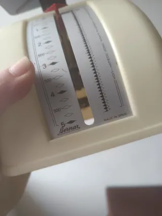 Báscula antigua Bernar