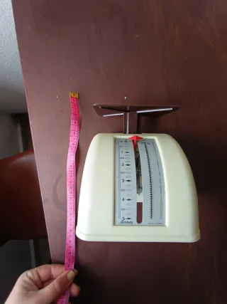 Báscula antigua Bernar