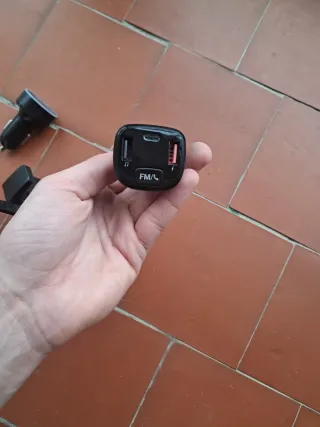 Cargadores USB + Soporte móvil de coche