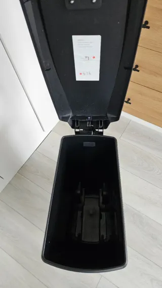 Cubo basura estrecho con pedal Simplehuman 40L