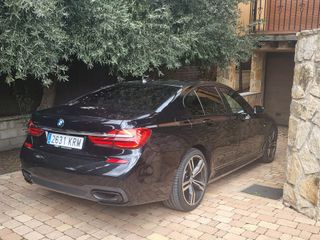 BMW Serie 7 2018 X DRIVE 265 CV SOLO 88 MIL KMS!!