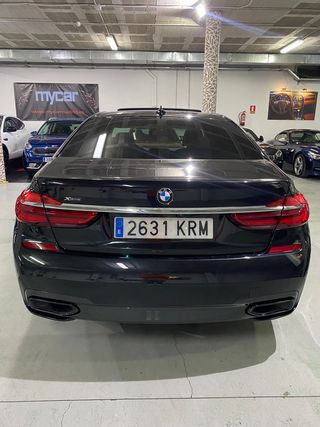 BMW Serie 7 2018 X DRIVE 265 CV SOLO 88 MIL KMS!!