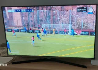 Televisor Samsung Negro/Plateado regalo Apple TV