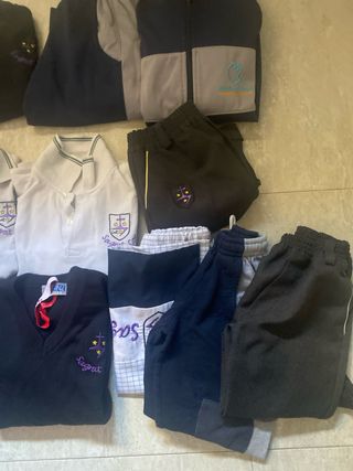 Ropa escolar Sagrat Cor / Carmelitas lote 40