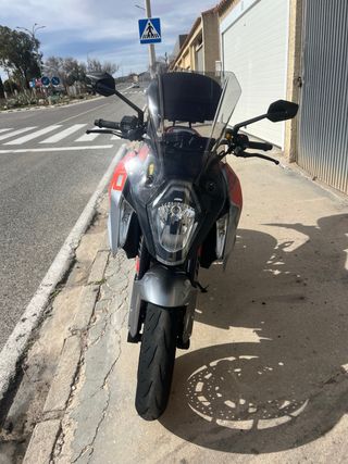 KTM 1290 Super Duke GT Touring Moto