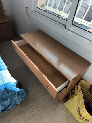 Cómoda de madera 99cm