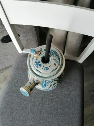 Chocolatera cerámica Manises azul y blanco