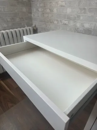 Escritorio blanco moderno