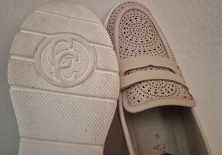 Mocasines Carmela Mujer Beige